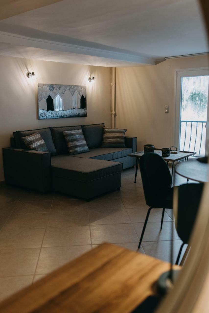 Best House, Central Luxury Apartment, Agiou Nikolaou, Patra מראה חיצוני תמונה